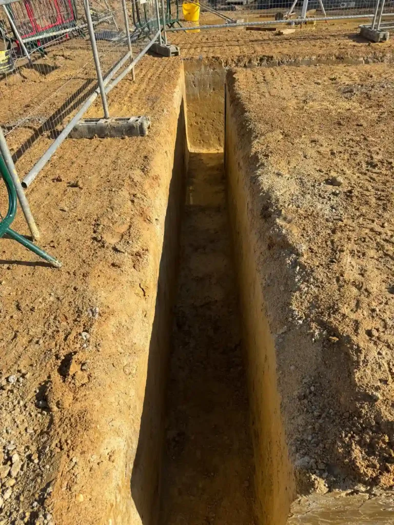 foundation-digging-services-workers